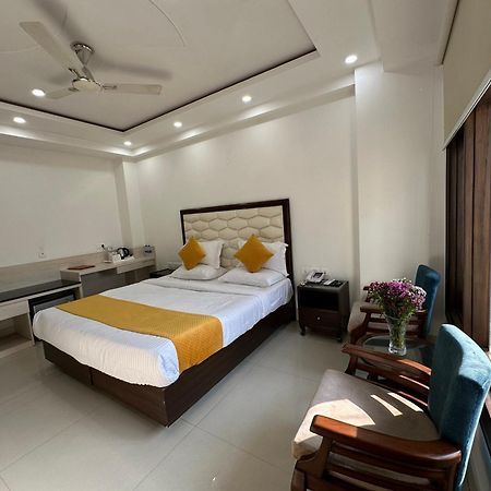 Lemon Green Residency - Hotel And Serviced Apartments Új-Delhi Kültér fotó