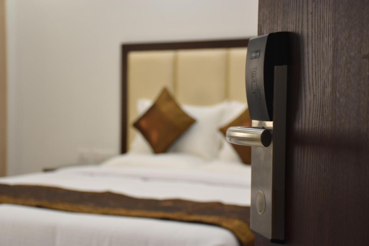 Lemon Green Residency - Hotel And Serviced Apartments Új-Delhi Kültér fotó
