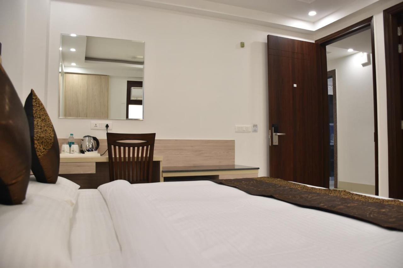 Lemon Green Residency - Hotel And Serviced Apartments Új-Delhi Kültér fotó
