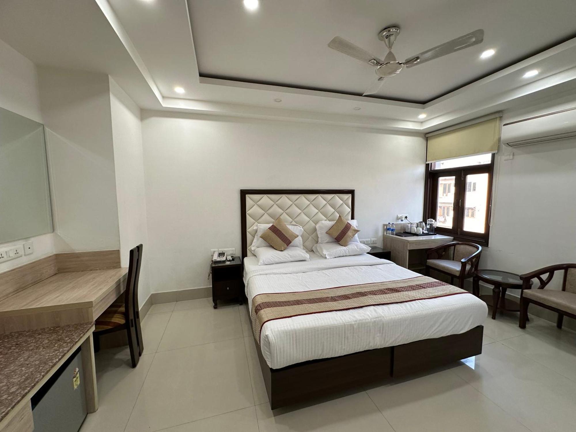 Lemon Green Residency - Hotel And Serviced Apartments Új-Delhi Kültér fotó