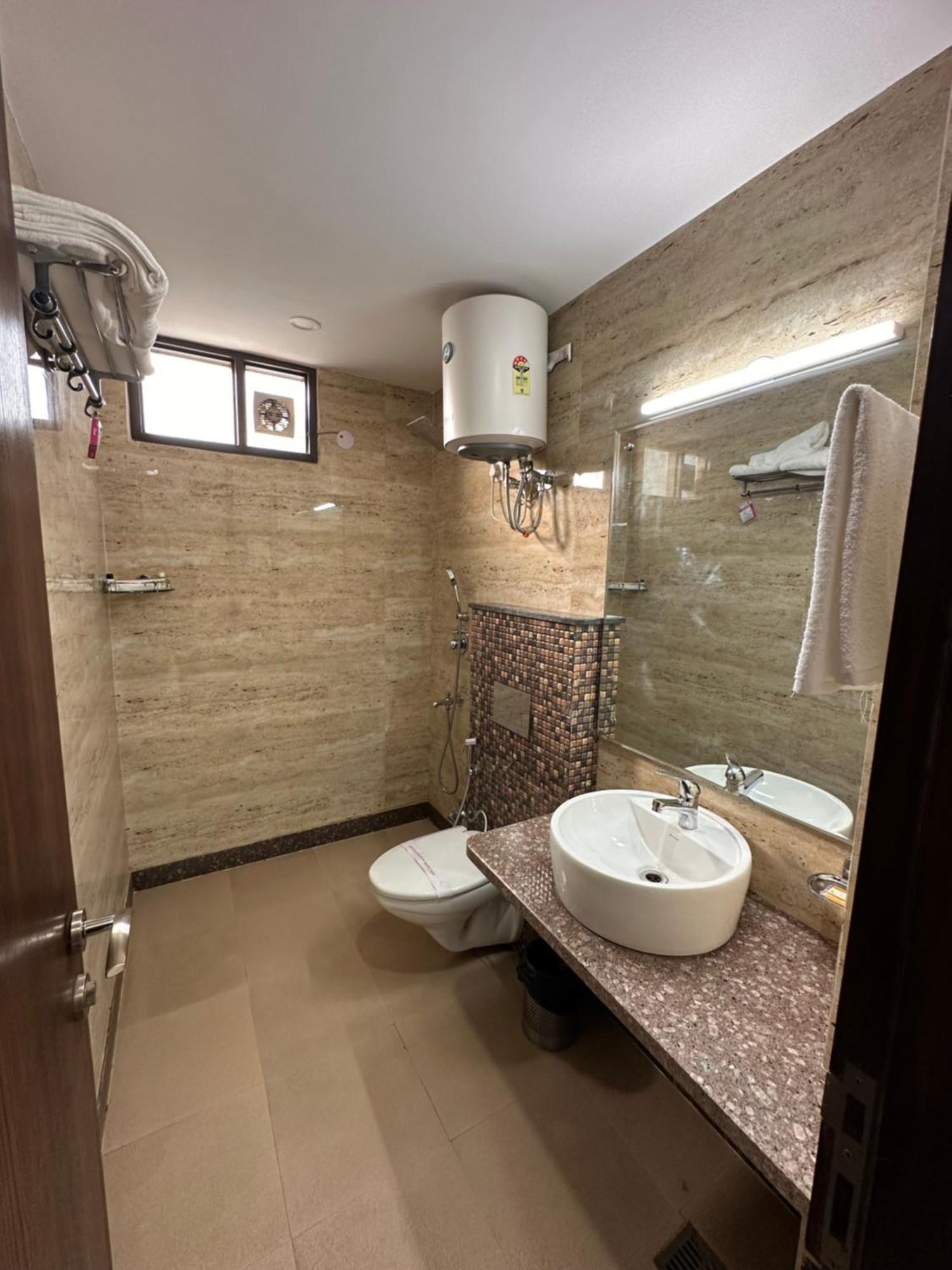 Lemon Green Residency - Hotel And Serviced Apartments Új-Delhi Kültér fotó